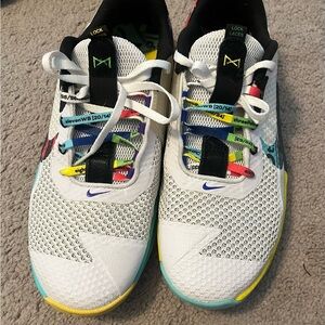 Nike White and Black Athletic Shoes with Modern Design